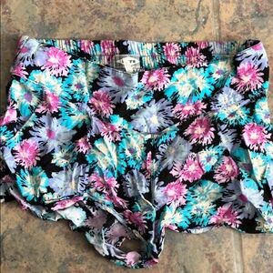 flower printed kirra shorts from pacsun